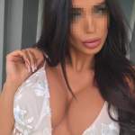 Dolgun Göğüslu Escort Melek