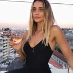 Mersin Escort Bayan: Kendinden Emin, Dayanılmaz Bir Tecrübe