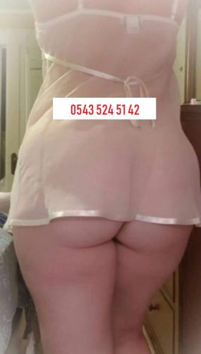 Mersin'den Escort Bayan: Tanışın Bu Eşsiz Güzelliğe